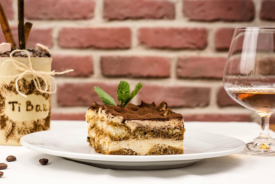 Tiramisu dessert